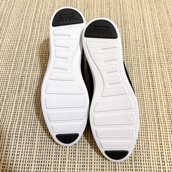 Cole Haan women’s Originalgrand Stitchlite Wingtip shoes - Picture 4 of 7